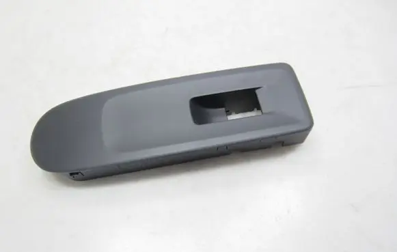 Volkswagen Golf VI Front door window switch trim 5K0867256