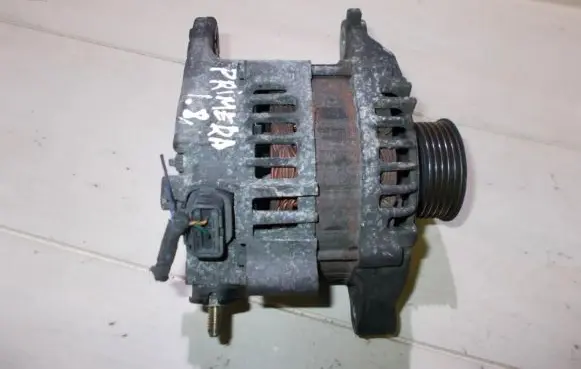 Nissan Primera Generator/alternator 23100bu010