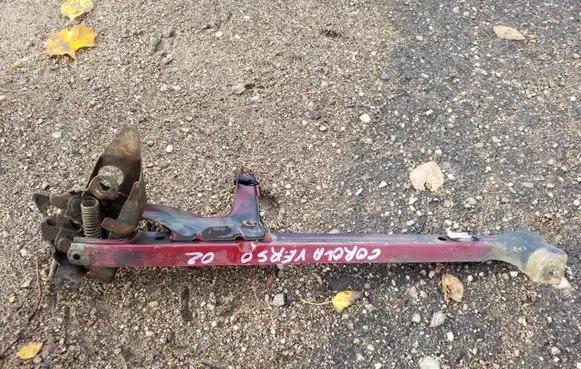 Toyota Corolla Verso E121 Engine bonnet/hood lock/catch OEM