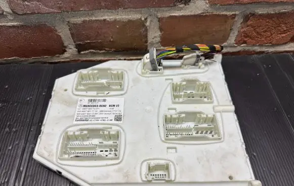 Mercedes-Benz Sprinter W907 W910 Comfort/convenience module A9079007407 A9079017702