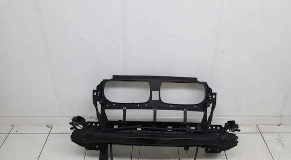 Top upper radiator support slam panel