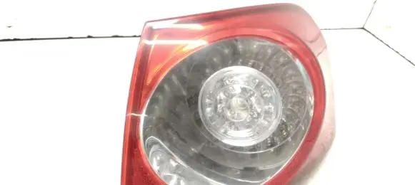 Volkswagen PASSAT B6 Rear/tail lights 11B867