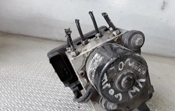 Audi A3 S3 8L ABS Pump 1J0907379Q 10094903323