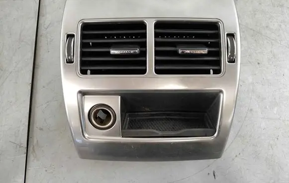 Jaguar XF X250 Rear air vent grill C2Z27880 C2Z13304 C2Z14843
