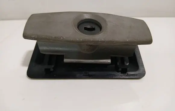 BMW 5 E60 E61 Glove box handle 