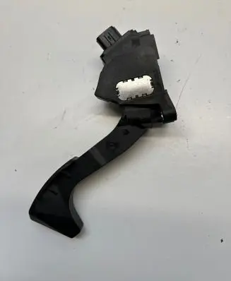 Toyota Auris E180 Accelerator throttle pedal 7811002120 13043B 05748986138
