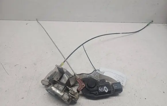 Peugeot 107 Rear door lock 