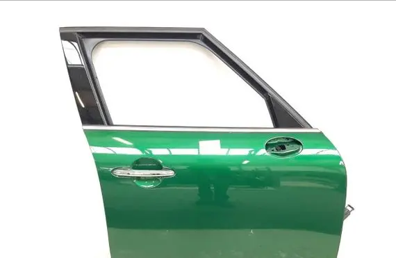 Mini Cooper Countryman F60 Front door