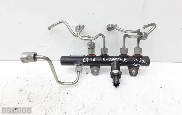Renault Captur Fuel main line pipe