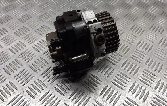 Ford Focus Fuel injection high pressure pump 9651844380