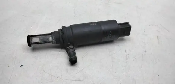BMW 5 E39 Headlight washer pump 8377613