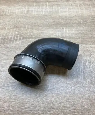 Audi A4 S4 B7 8E 8H Intercooler hose/pipe 3B0145838A