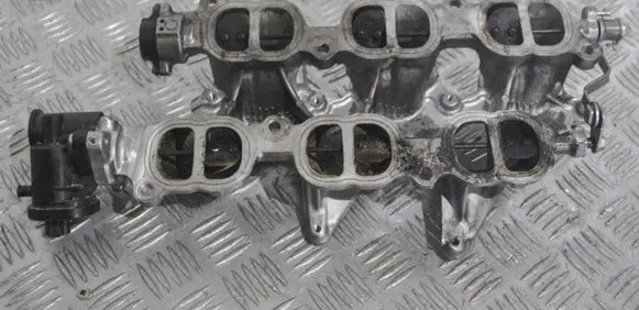 Lexus GS 300 350 430 450H Intake manifold