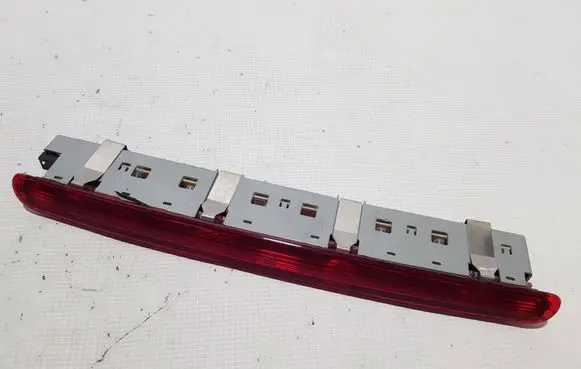 Mercedes-Benz R W251 Third/center stoplight 2518200156DD A2518200156