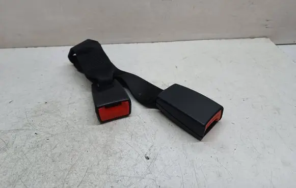 BMW 3 E90 E91 Rear seatbelt buckle 7245663