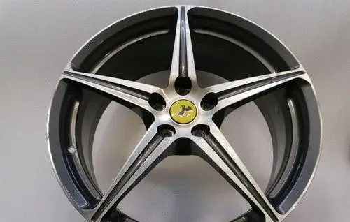 Ferrari FF R20 alloy rim
