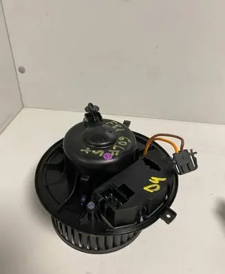 Volkswagen Golf Cross Heater fan/blower 2002221 CZ03LL