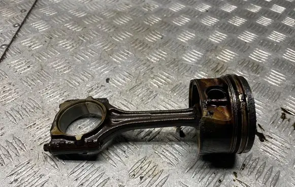 Audi A4 S4 B8 8K Piston with connecting rod 06DD