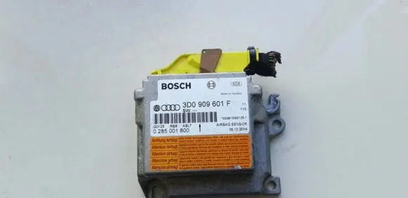 Volkswagen Touareg I Airbag control unit/module 3D0909601F 0285001800
