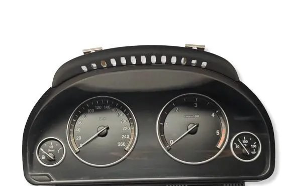 BMW 5 F10 F11 Speedometer (instrument cluster) 9249344 25811511 1000099568