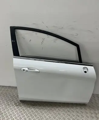 Ford Fiesta Front door