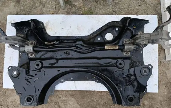 Peugeot 308 Front subframe