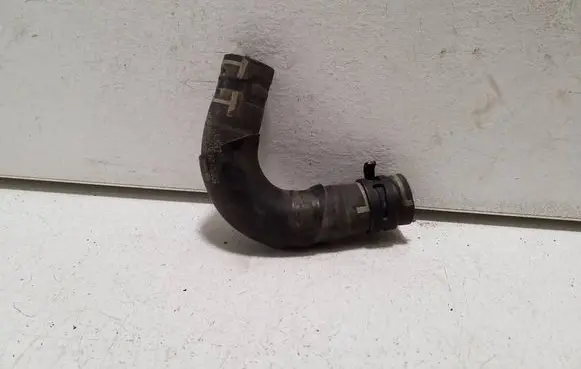 Audi TT TTS RS Mk3 8S Engine coolant pipe/hose 5Q0121058AD