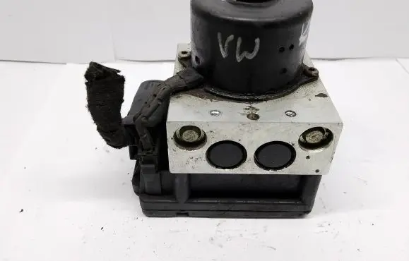 Volkswagen Golf IV ABS Pump 1J0907379G