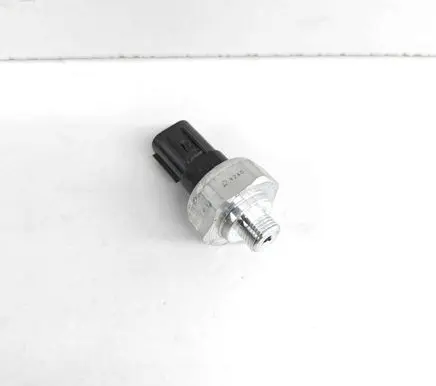 Toyota RAV 4 (XA50) Air conditioning (A/C) pressure sensor 8871911010