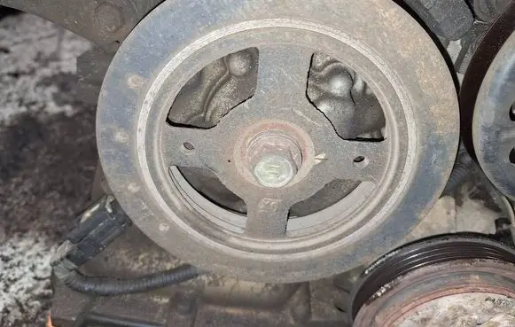 Toyota Yaris Crankshaft pulley