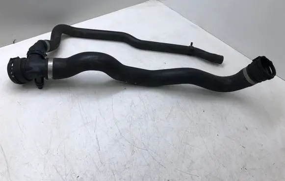 BMW 1 F20 F21 Engine coolant pipe/hose 8510012