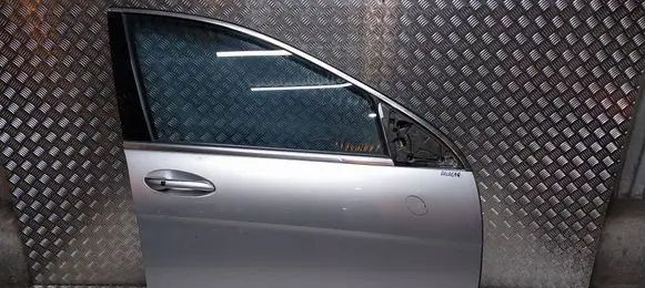 Mercedes-Benz R W251 Front door S26378602