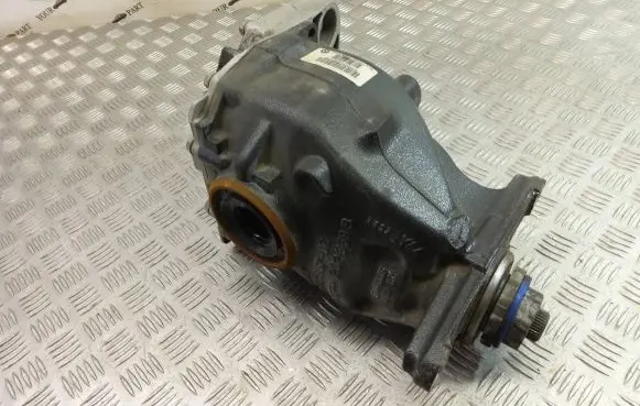 BMW X3 F25 Rear differential 7592007