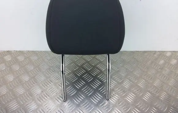 Peugeot 508 Front seat headrest 