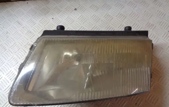 Volkswagen PASSAT B5 Headlight/headlamp
