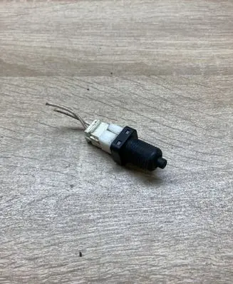 Mazda 6 Brake pedal sensor switch H104K