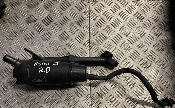Opel Astra J Oil breather separator 55575980