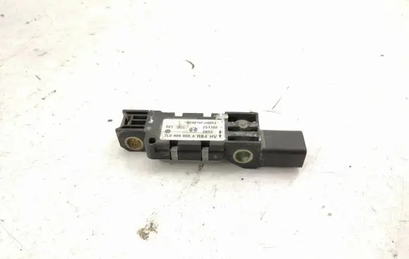 Porsche Cayenne (9PA) Airbag deployment crash/impact sensor 7L0909606A 023210FJWITZ