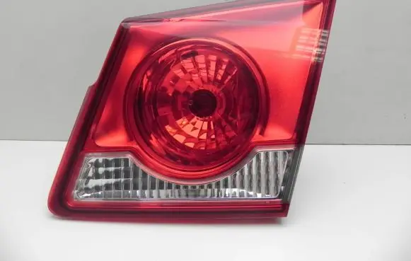 Chevrolet Cruze Rear/tail lights E1312406 A538