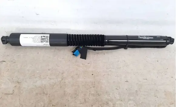BMW X3 G01 Tailgate strut 7397322 51247397322