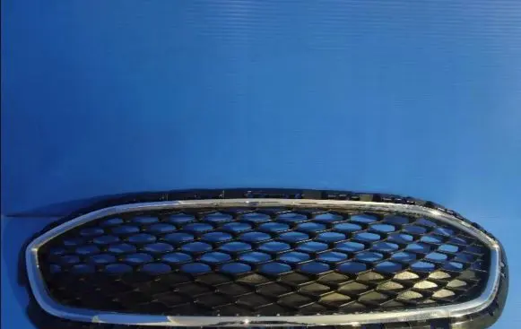 Ford Fiesta Front grill H1BB8200A