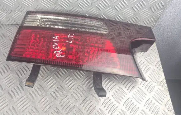 Toyota Previa (XR30, XR40) II Tailgate rear/tail lights 28144 JAPAN