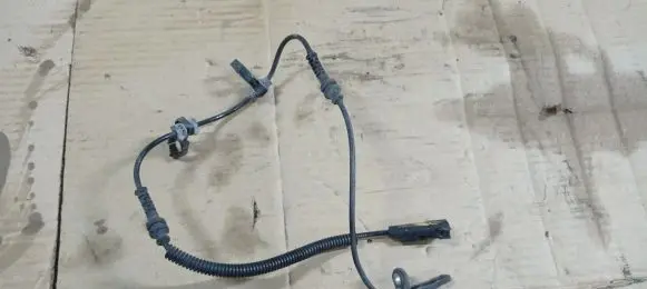 Chevrolet Camaro ABS brake wheel speed sensor 84256808 53453078