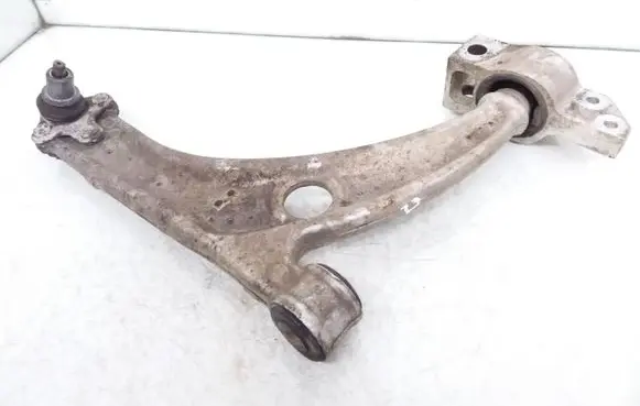 Volkswagen PASSAT B6 Front lower control arm/wishbone