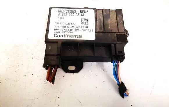 Mercedes-Benz C AMG W204 Fuel injection pump control unit/module a2124400314