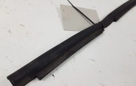 Audi A4 S4 B6 8E 8H Radiator trim 8K0121331A
