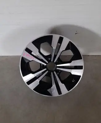 Mercedes-Benz B W247 R18 alloy rim 