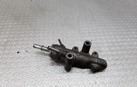 Opel Vectra C Fuel pressure regulator 55188200