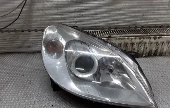 Mercedes-Benz B W245 Headlight/headlamp A1698201861