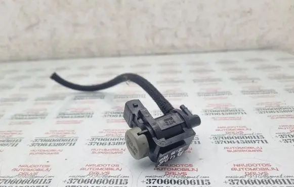 Audi A4 S4 B6 8E 8H Turbo solenoid valve 1J0906283A